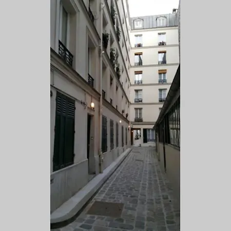 Grand 2 Pièces à Côté Jardin Du Luxembourg Appartamento