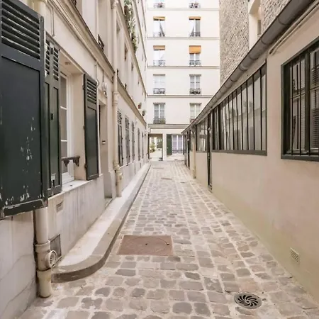 Appartamento Grand 2 Pièces à Côté Jardin Du Luxembourg Parigi